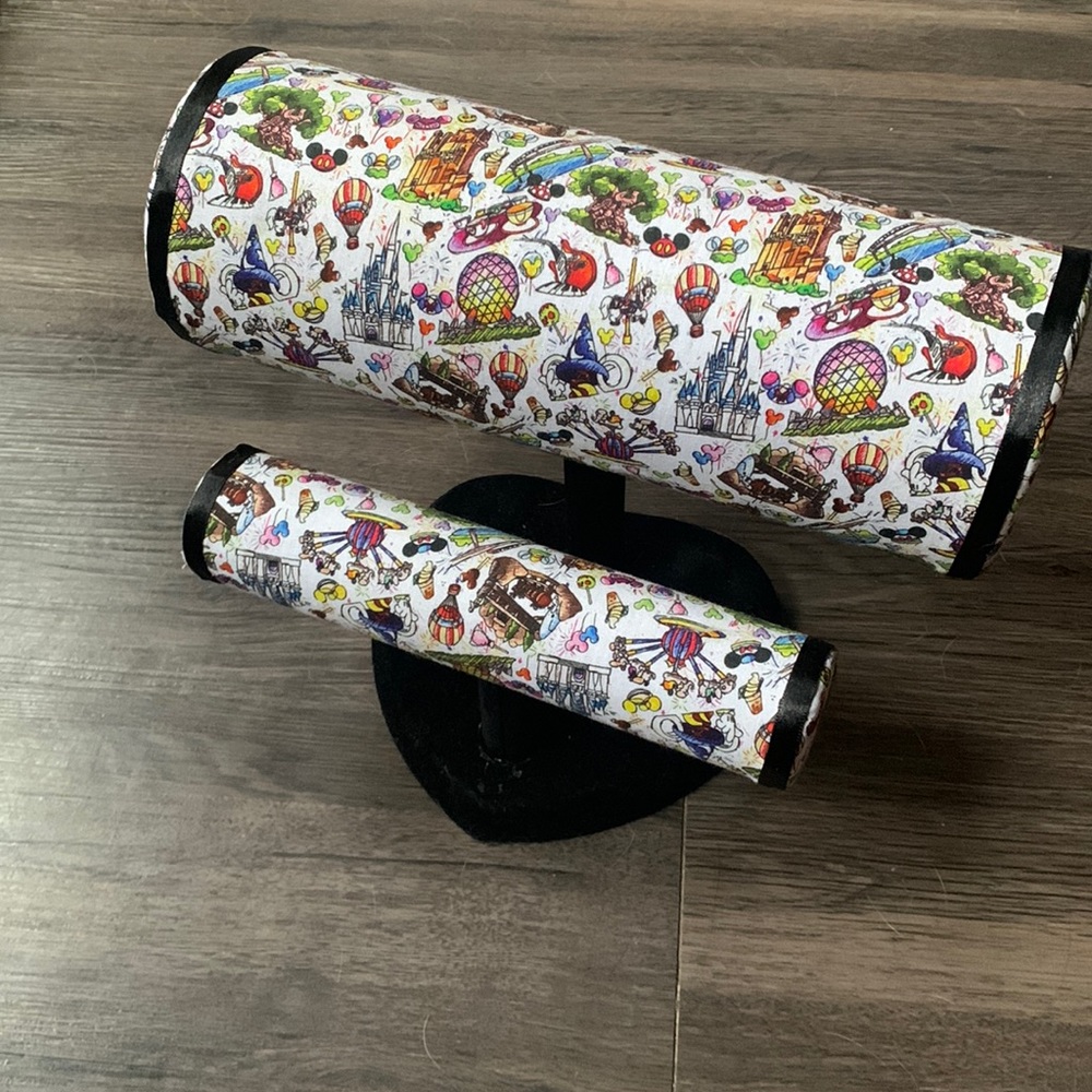 Disney Ear & Magic Band Holder - Dooney & Burke